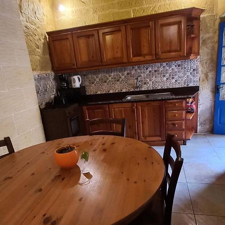 Santa Luċija Ta Lucia Farmhouse With Private Pool And Bbqヴィラ エクステリア 写真