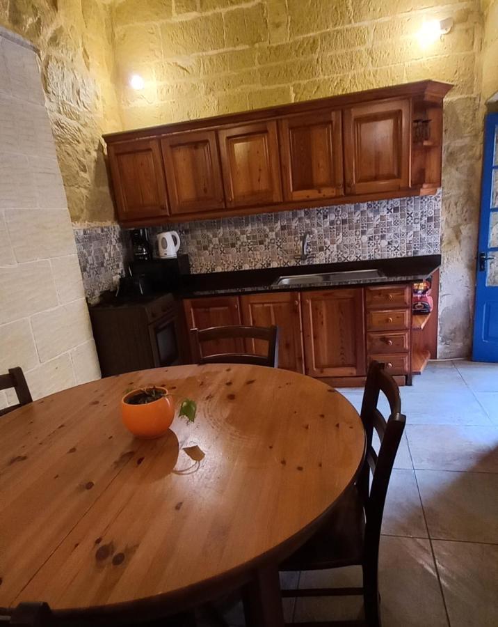 Santa Luċija Ta Lucia Farmhouse With Private Pool And Bbqヴィラ エクステリア 写真