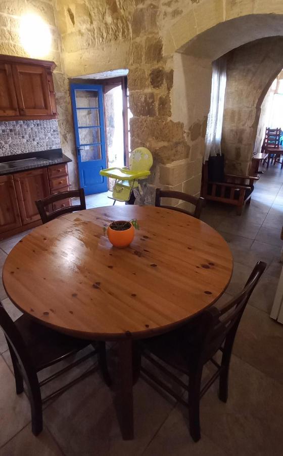 Santa Luċija Ta Lucia Farmhouse With Private Pool And Bbqヴィラ エクステリア 写真