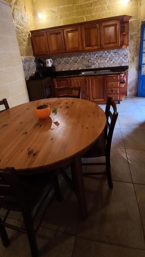 Santa Luċija Ta Lucia Farmhouse With Private Pool And Bbqヴィラ エクステリア 写真