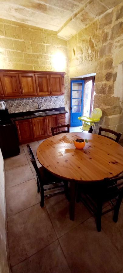 Santa Luċija Ta Lucia Farmhouse With Private Pool And Bbqヴィラ エクステリア 写真